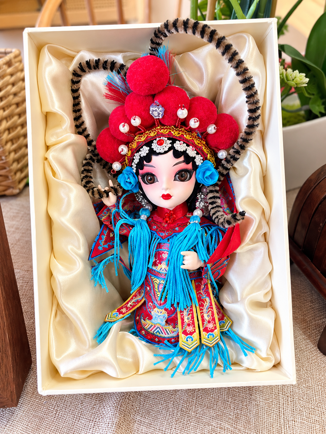 Handmade Chinese Silk Figurine